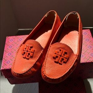 Tory Burch Lowell Driver 2 Loafers/Moccasins, Spicy Orange, Size 9